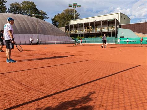 Coolhurst Tennis & Squash Club